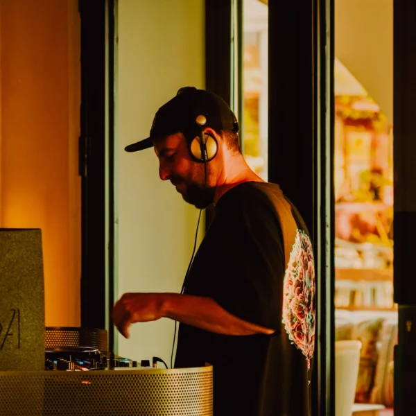 savannah dj (1)
